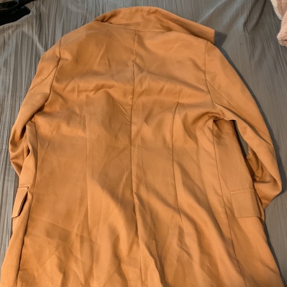 Shein Sized M Women’s Tan Blazer - Picture 3 of 3